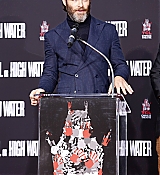 261.jpg
