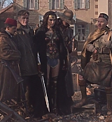 CPN-WonderWomanExtras_005.jpg