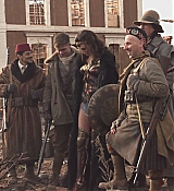 CPN-WonderWomanExtras_021.jpg