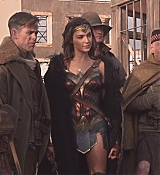 CPN-WonderWomanExtras_038.jpg