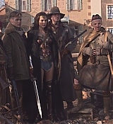 CPN-WonderWomanExtras_044.jpg