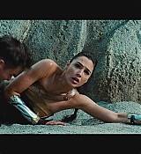 CPN-WonderWomanExtras_016.jpg