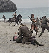 CPN-WonderWomanExtras_020.jpg