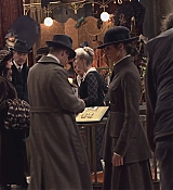 CPN-WonderWomanExtras_025.jpg