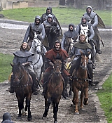 CPN-OutlawKingonSet_016.jpg