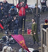 CPN-OutlawKingOnSet_004.jpg